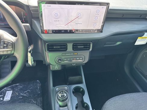 New 2025 Ford Maverick XL image 27