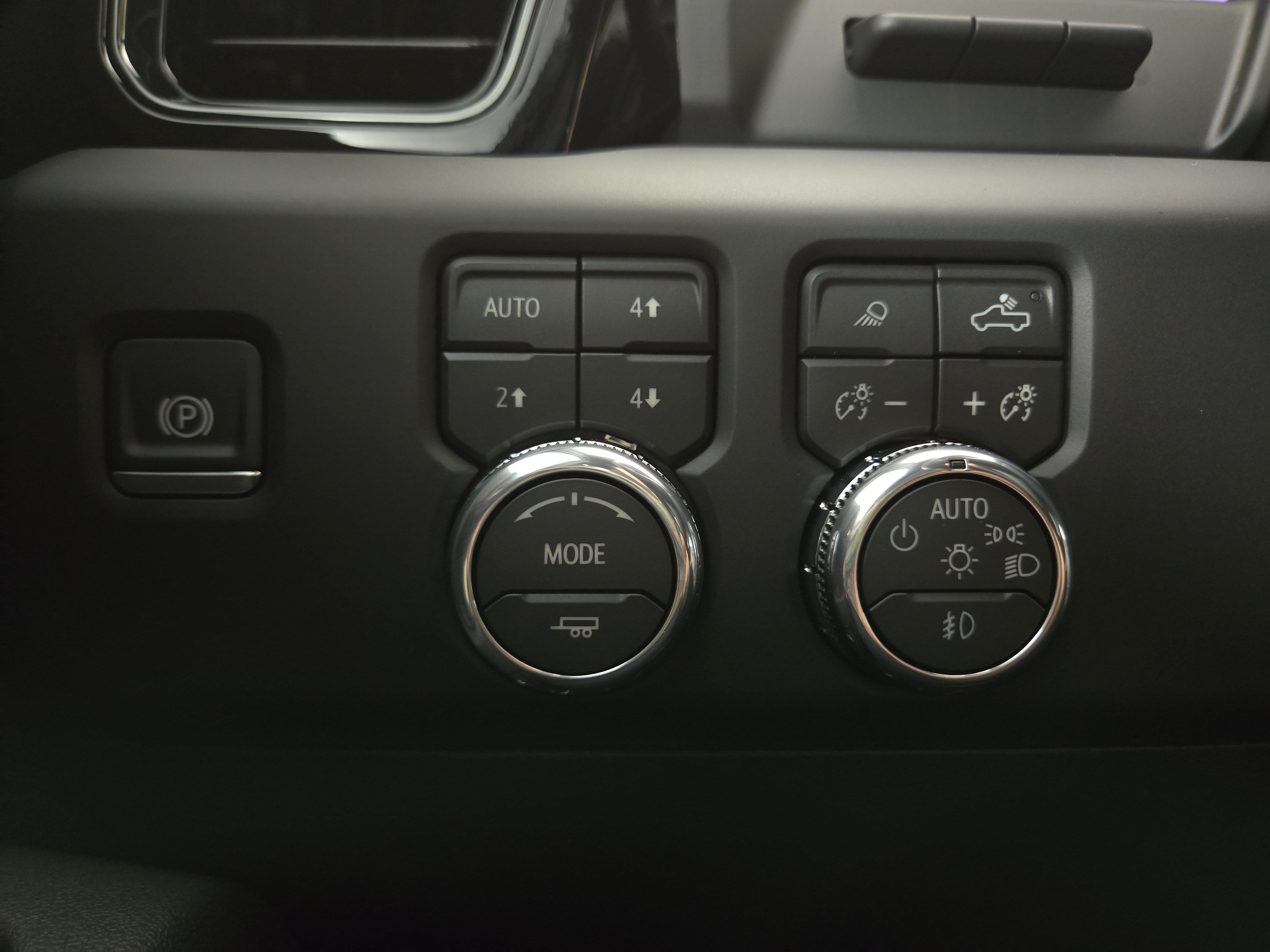 Certified 2026 GMC Sierra 2500 AT4 w/ AT4 Premium Plus Package AWD/4WD image 26