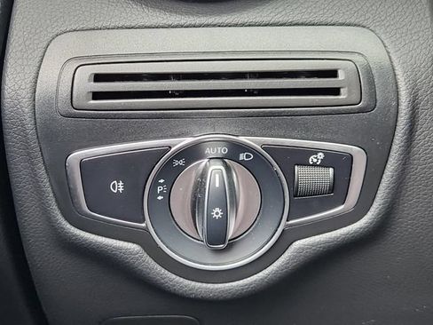 Used 2022 Mercedes-Benz GLC 300 image 17
