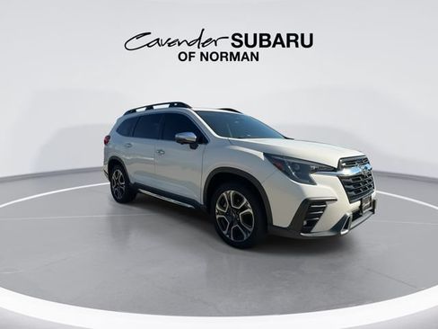 Used 2023 Subaru Ascent Touring AWD/4WD image 3
