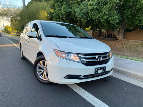 Used 2014 Honda Odyssey EX-L image 3