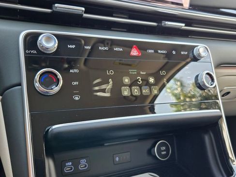 New 2026 Genesis GV80 2.5T image 9