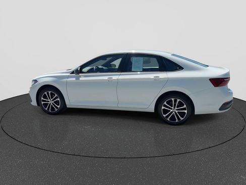 Used 2025 Volkswagen Jetta Sport FWD image 6
