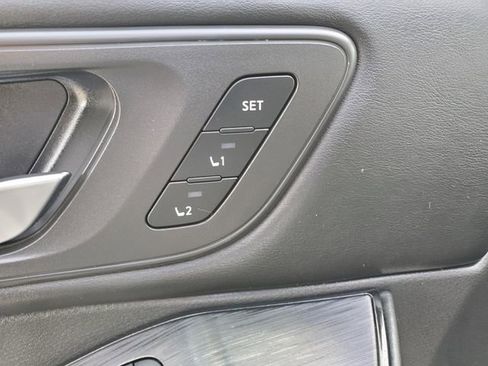 Certified 2023 Nissan Rogue SL w/ SL Premium Package image 17