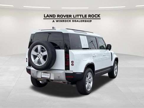Used 2025 Land Rover Defender 110 S AWD/4WD image 2