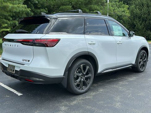 New 2026 INFINITI QX60 Autograph w/ Dark Cargo Package image 6