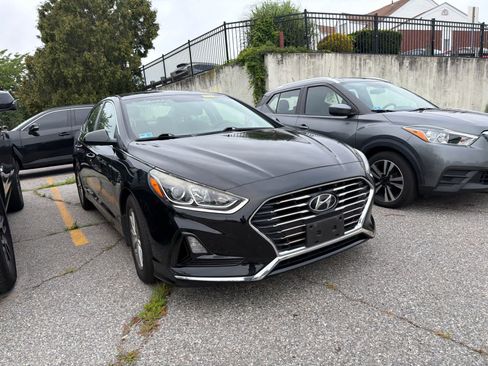 Used 2018 Hyundai Sonata SE FWD image 3