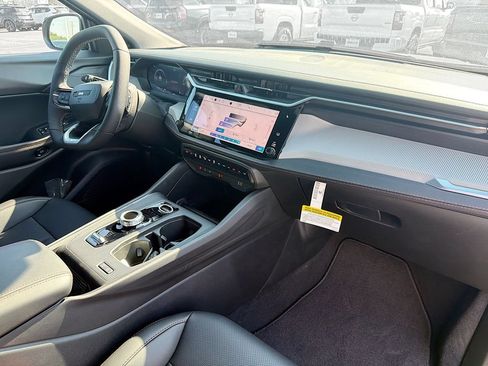 New 2026 Jeep Cherokee Limited AWD/4WD image 36