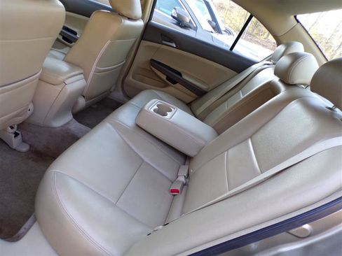 Used 2009 Honda Accord LX image 27