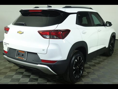 Used 2023 Chevrolet TrailBlazer LT w/ Convenience Package image 15