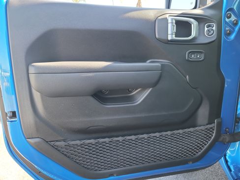 Used 2026 Jeep Wrangler Sport S image 14