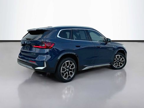 Used 2026 BMW X1 xDrive28i AWD/4WD image 3