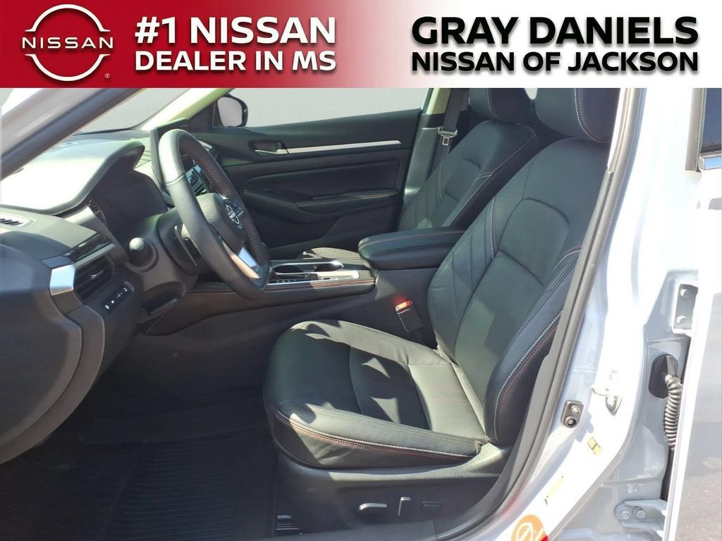 Certified 2026 Nissan Altima 2.5 SR w/ SR Premium Package FWD image 24