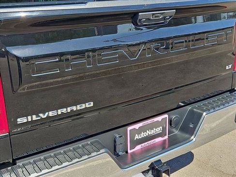 Used 2023 Chevrolet Silverado 1500 LT RWD image 30