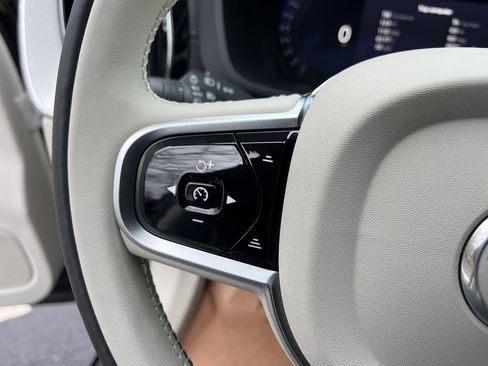 New 2026 Volvo XC60 T8 Ultra w/ Protection Package Premier AWD/4WD image 12
