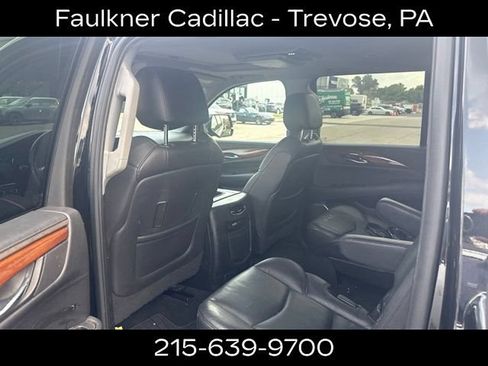 Used 2016 Cadillac Escalade ESV Premium AWD/4WD image 9