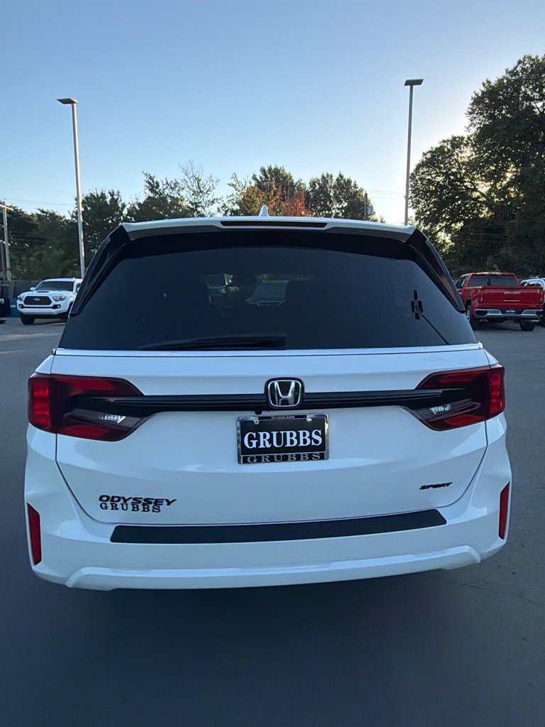 Used 2026 Honda Odyssey Sport-L image 2