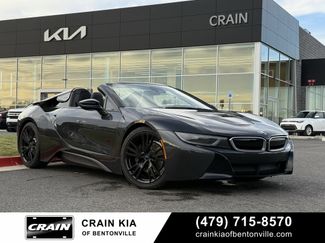 Used 2019 BMW i8 Roadster video 1
