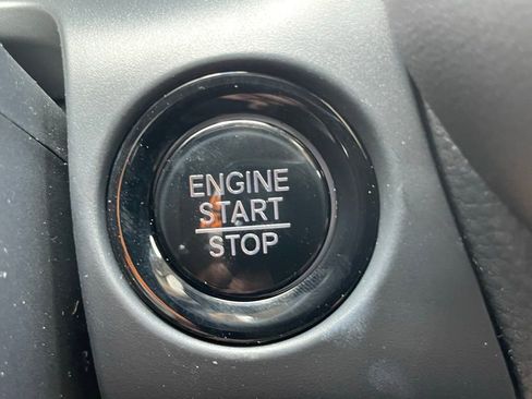 New 2026 Honda HR-V EX-L image 29