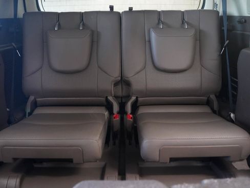 Used 2014 Lexus GX 460 Luxury AWD/4WD image 41