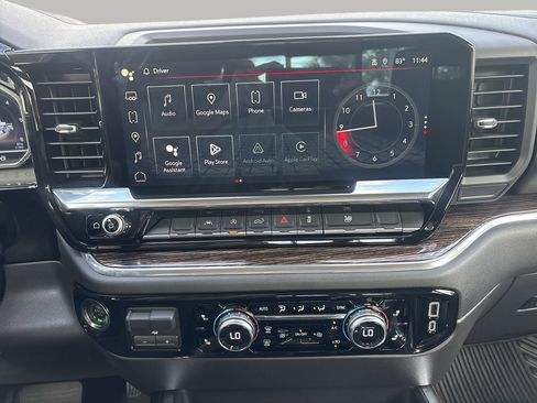 Used 2025 GMC Sierra 1500 Elevation w/ Preferred Package image 15