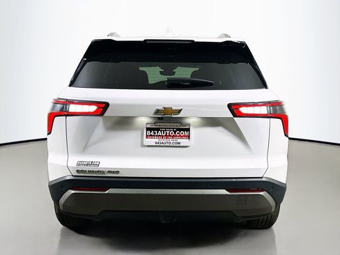 Used 2025 Chevrolet Equinox LT w/ Convenience Package II image 6