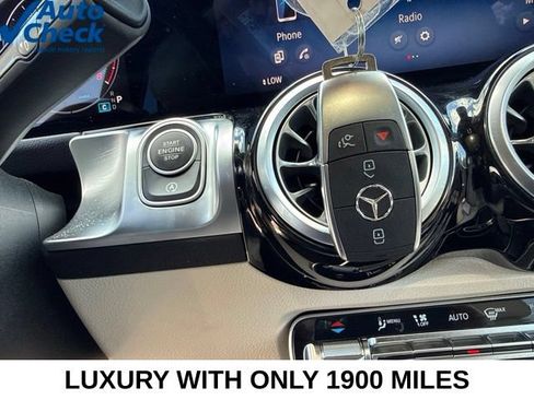 Used 2026 Mercedes-Benz GLB 250 4MATIC image 40