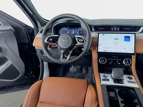 New 2026 Jaguar F-PACE R-Dynamic S image 25