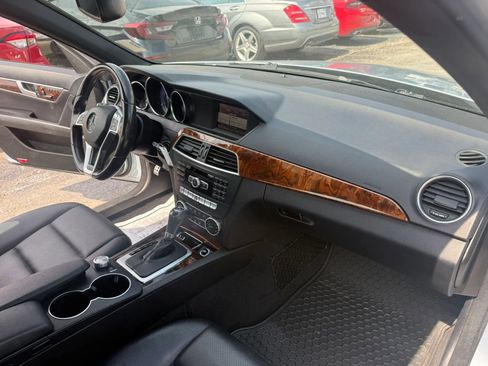 Used 2013 Mercedes-Benz C 300 4MATIC Sedan image 20