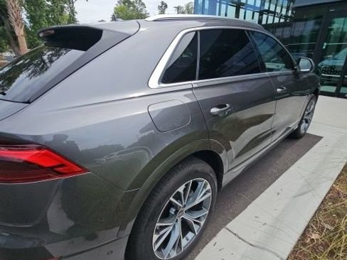 Used 2025 Audi Q8 Premium Plus AWD/4WD image 5
