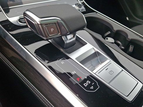 New 2026 Audi Q7 Premium Plus image 13