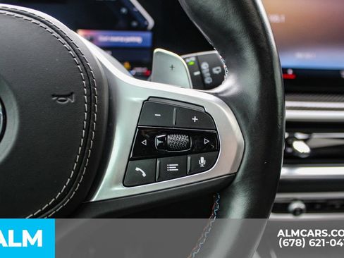 Used 2023 BMW X7 M60i w/ Premium Package image 30