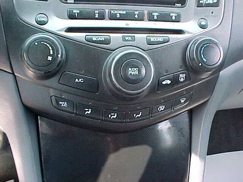 Used 2007 Honda Accord SE image 23