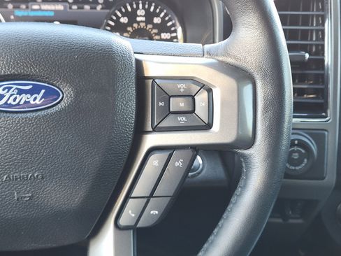 Used 2021 Ford Expedition XLT image 36