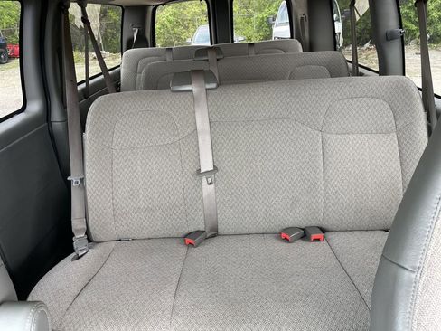Used 2022 Chevrolet Express 2500 LS w/ Driver Convenience Package RWD image 7