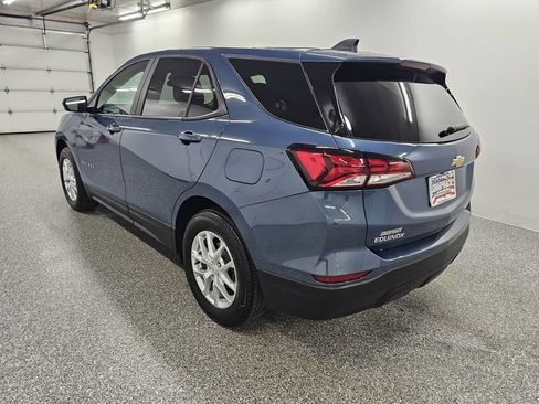 Used 2024 Chevrolet Equinox LS w/ LS Convenience Package AWD/4WD image 7