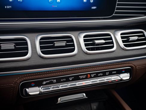 Certified 2024 Mercedes-Benz GLE 63 AMG S image 24