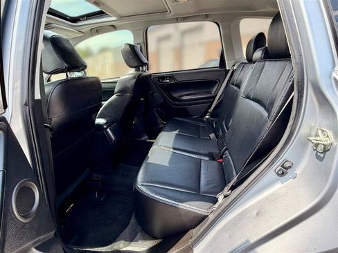 Used 2014 Subaru Forester 2.0XT Touring AWD/4WD image 9