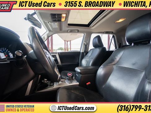 Used 2015 Toyota 4Runner Limited AWD/4WD image 10