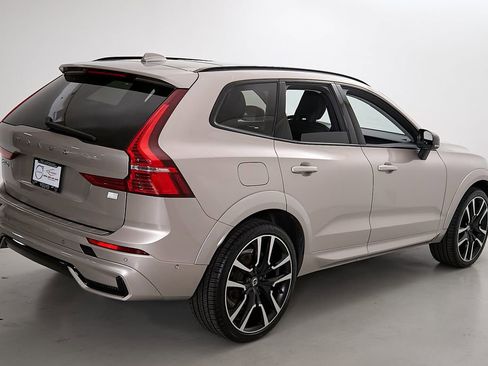 Certified 2023 Volvo XC60 T8 Ultimate w/ Protection Package Premier AWD/4WD image 9
