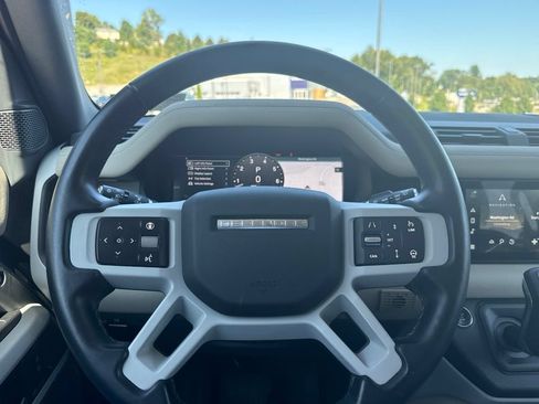 Used 2024 Land Rover Defender 110 X-Dynamic SE AWD/4WD image 15