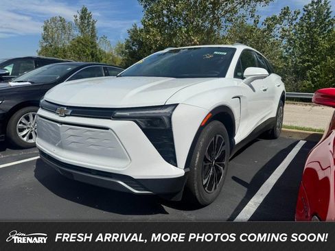 Used 2024 Chevrolet Blazer EV LT AWD/4WD image 1
