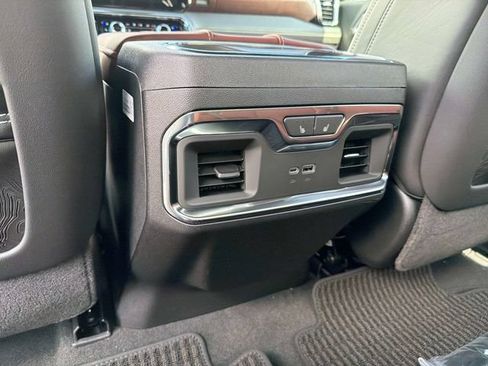 New 2026 GMC Sierra 2500 Denali Ultimate AWD/4WD image 16