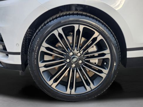 New 2026 Land Rover Range Rover Velar Dynamic SE AWD/4WD image 30