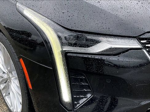 Used 2022 Cadillac CT4 Premium Luxury w/ Climate Package RWD image 33