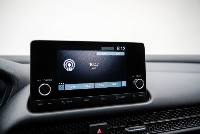 Certified 2025 Honda HR-V Sport image 17
