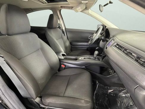 Used 2018 Honda HR-V EX image 33