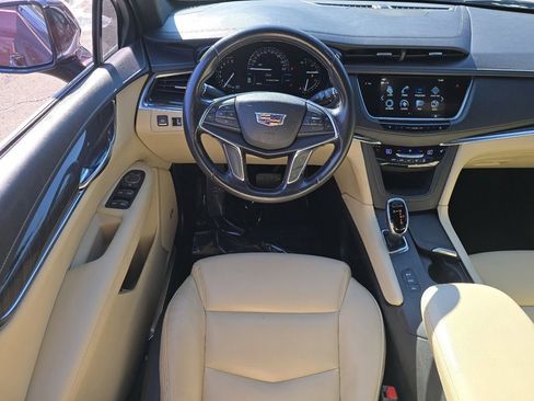 Used 2018 Cadillac XT5 Base image 21