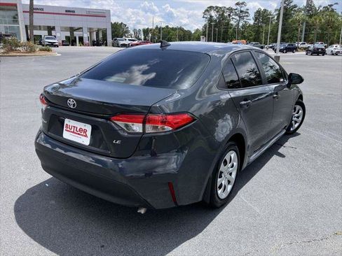 Certified 2025 Toyota Corolla LE FWD image 5