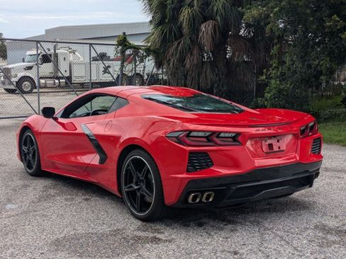 Used 2022 Chevrolet Corvette Stingray Coupe w/ 1LT RWD image 7
